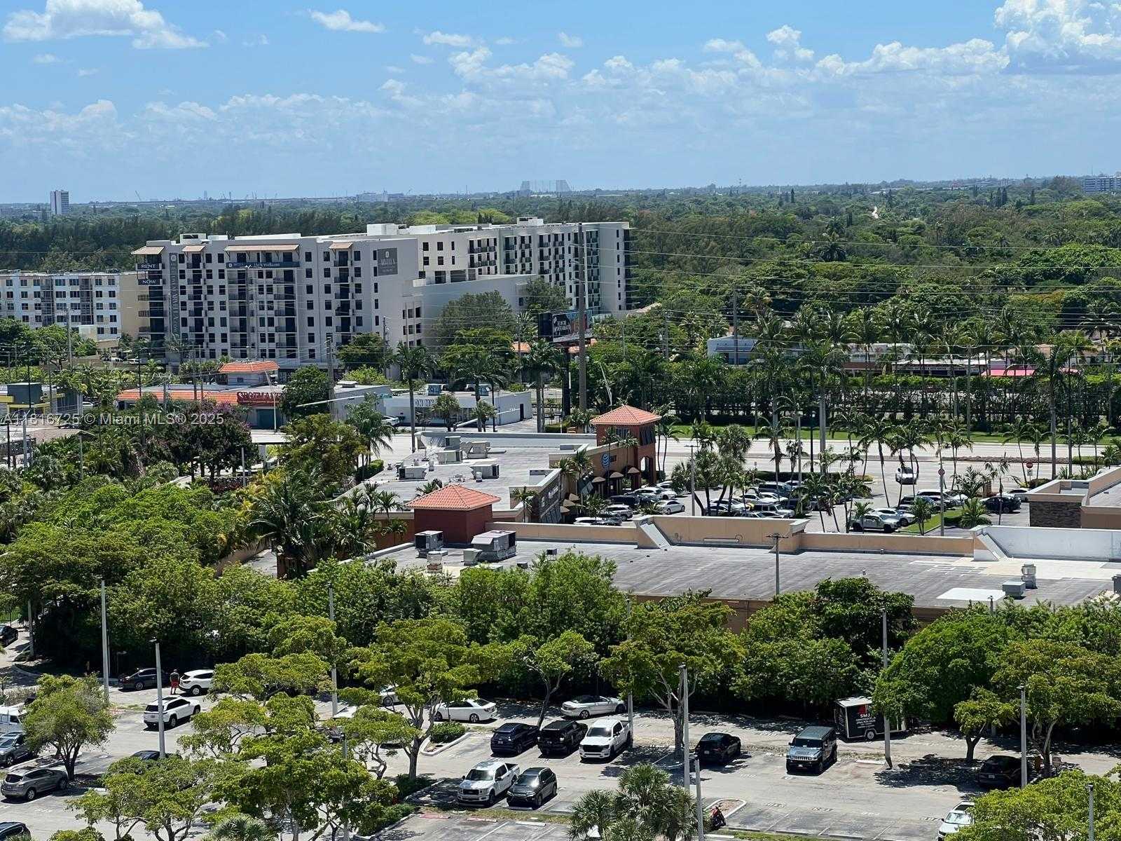 Small Image of 18051 BISCAYNE BLVD #1403, Aventura Number 61