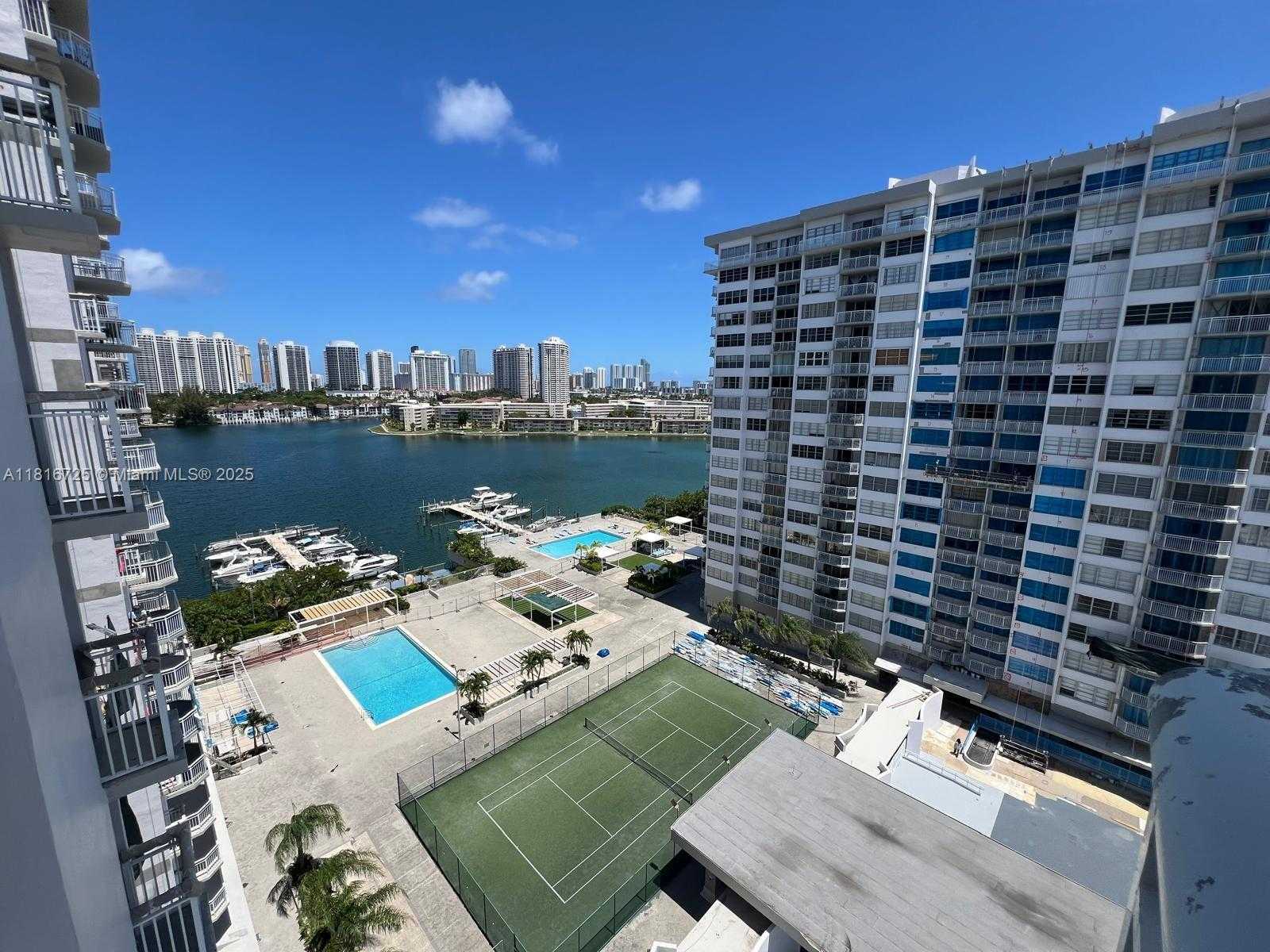 Small Image of 18051 BISCAYNE BLVD #1403, Aventura Number 65