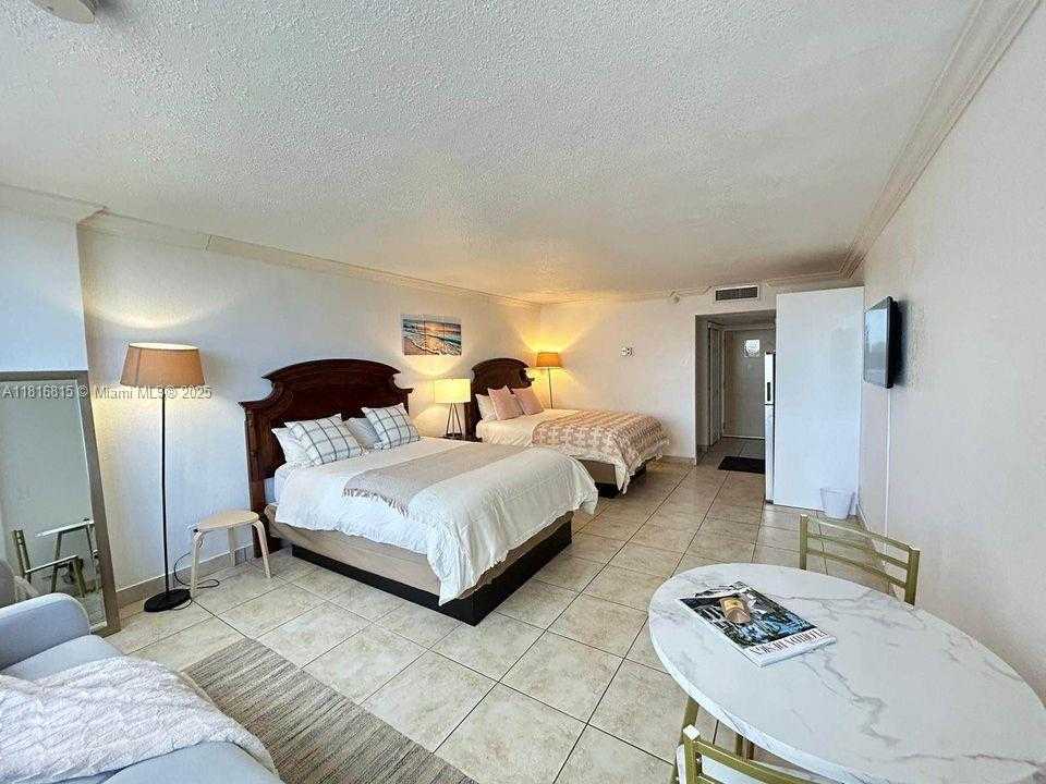 Small Image of 19201 COLLINS AVE #303, Sunny Isles Beach Number 3