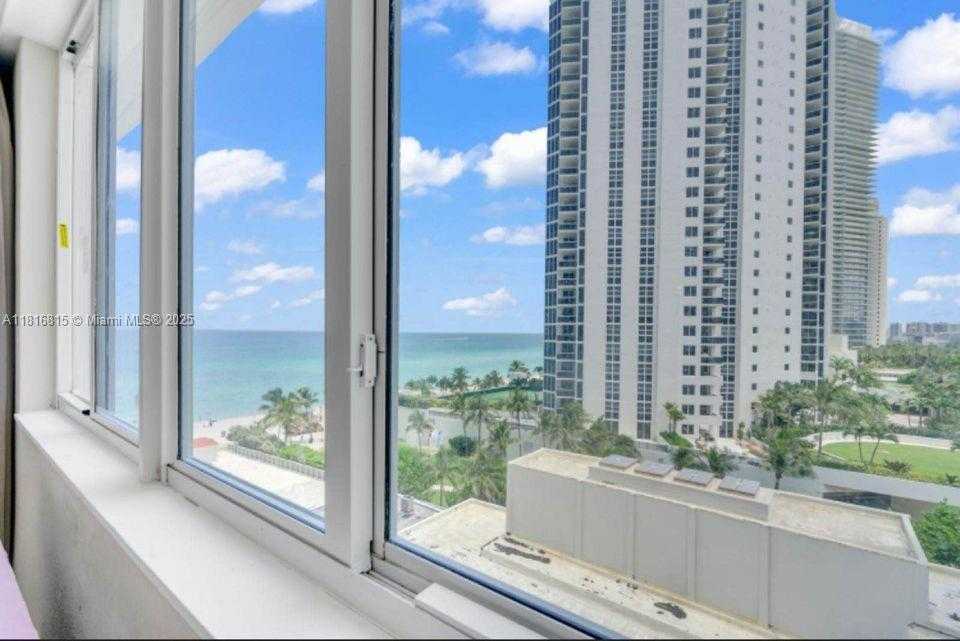 Small Image of 19201 COLLINS AVE #303, Sunny Isles Beach Number 9