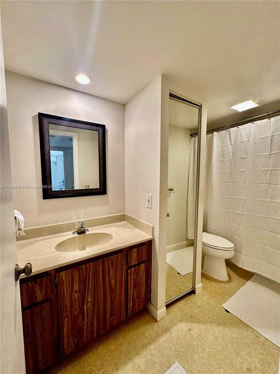 Small Image of 4306 43RD WAY, West Palm Beach Number 13