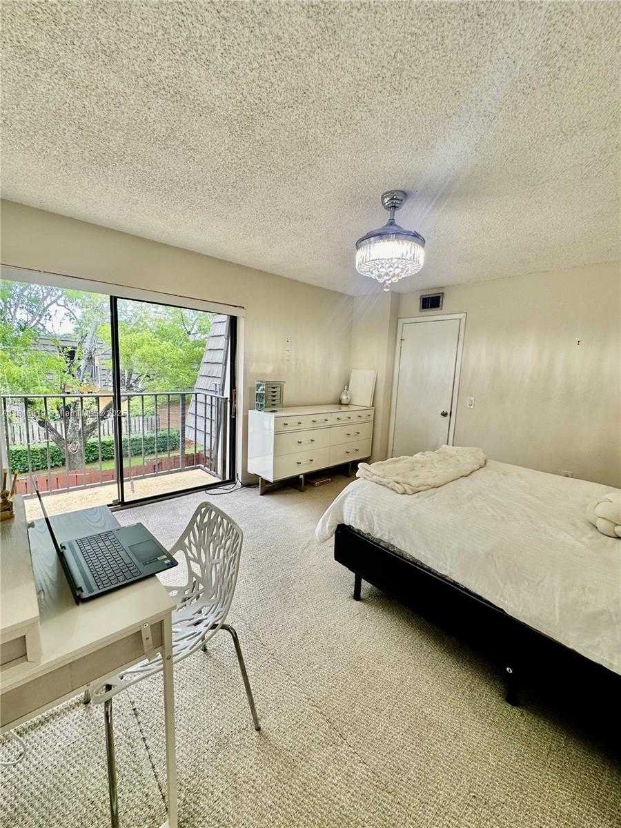 Small Image of 4306 43RD WAY, West Palm Beach Number 16
