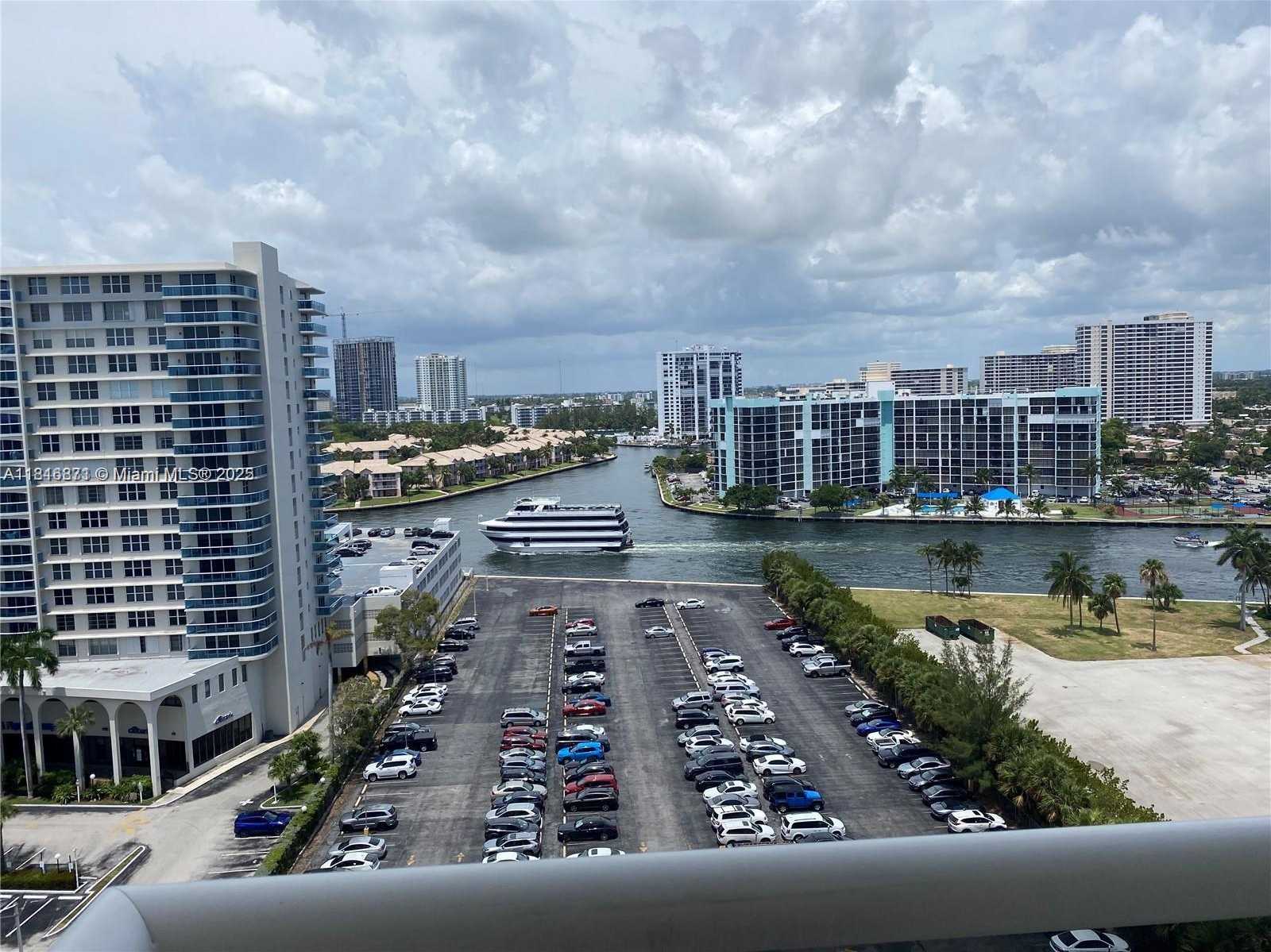 Small Image of 3725 SOUTH OCEAN DR #1224, Hollywood Number 38
