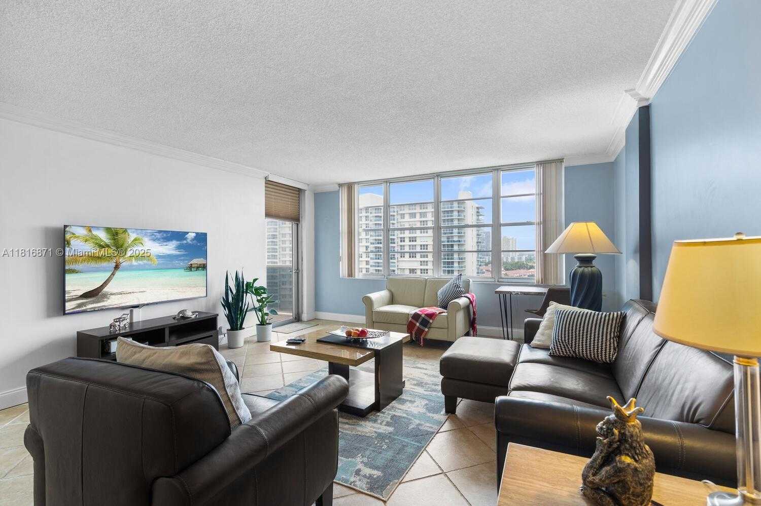 Small Image of 3725 SOUTH OCEAN DR #1224, Hollywood Number 9