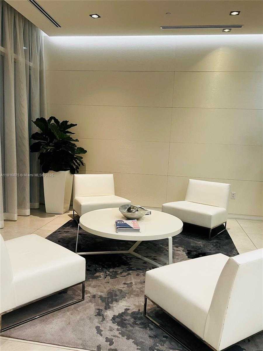 Small Image of 4250 BISCAYNE BLVD #1618, Miami Number 37