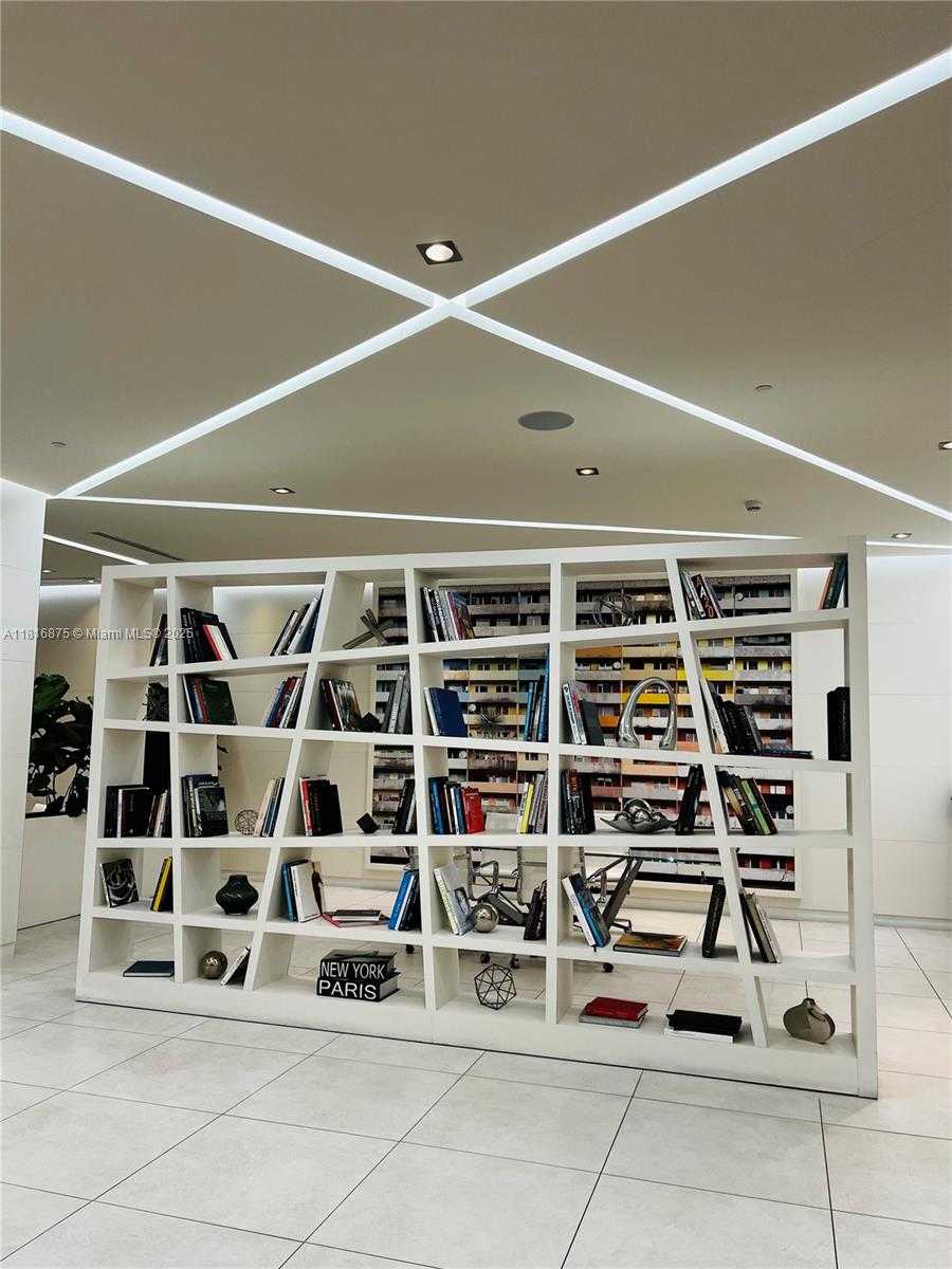 Small Image of 4250 BISCAYNE BLVD #1618, Miami Number 38