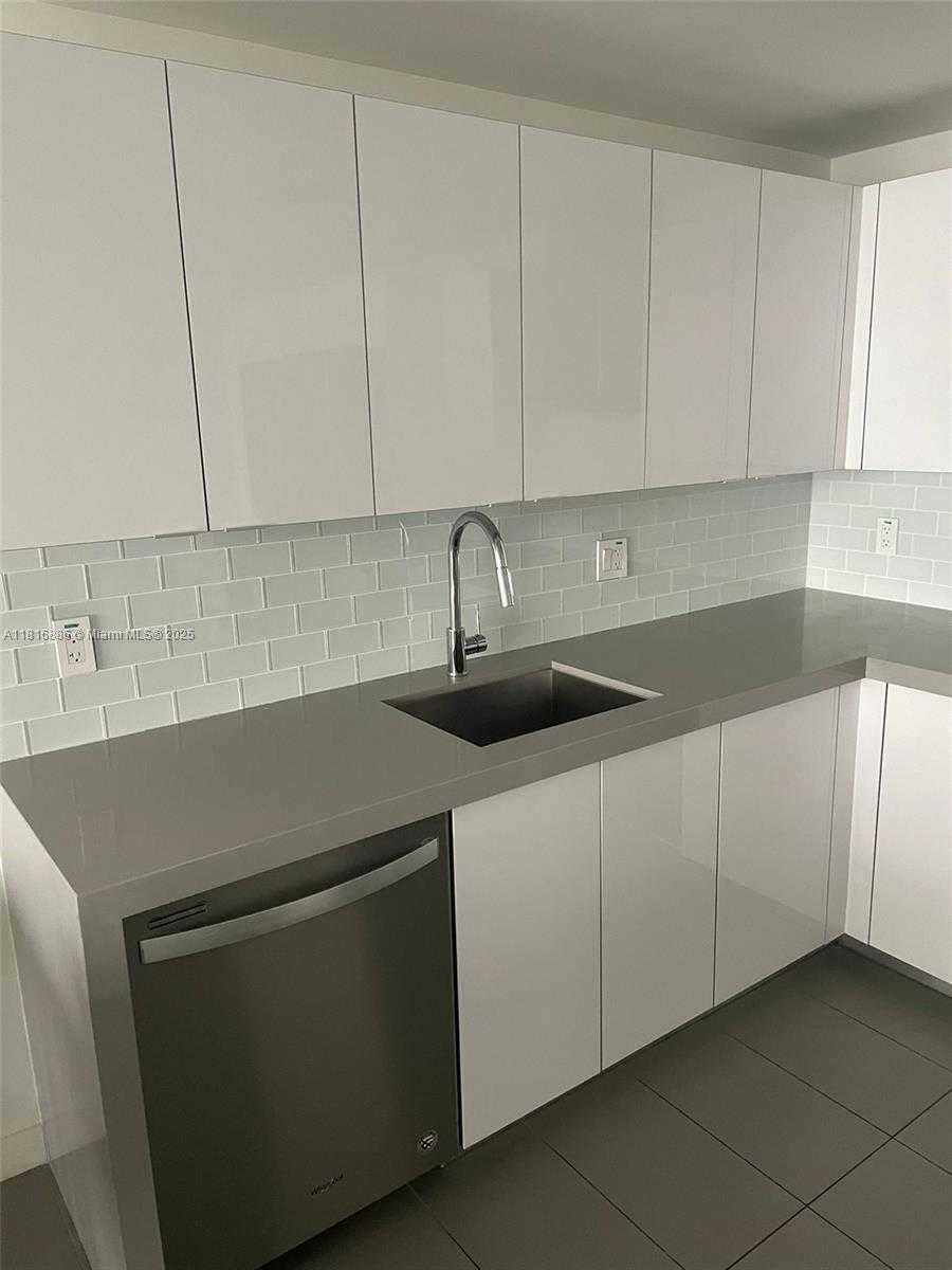 Small Image of 1600 NORTH EAST 1ST AVE #3319, Miami Number 13