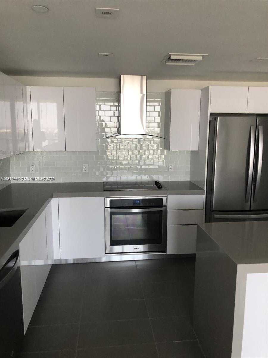 Small Image of 1600 NORTH EAST 1ST AVE #3319, Miami Number 9