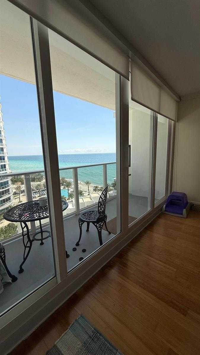 Small Image of 3505 SOUTH OCEAN DR #1010, Hollywood Number 2