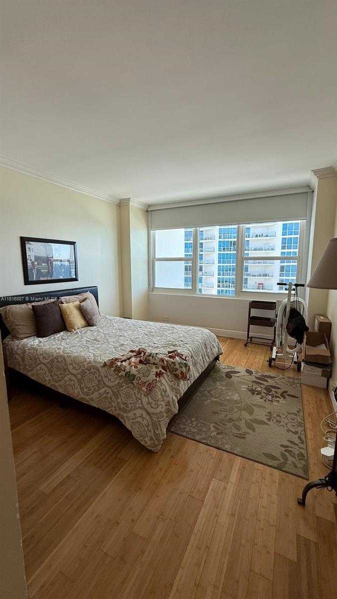 Small Image of 3505 SOUTH OCEAN DR #1010, Hollywood Number 9