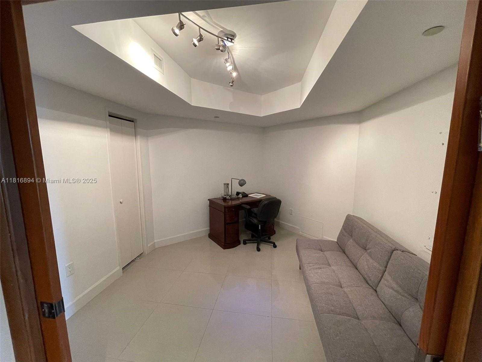 Small Image of 9401 COLLINS AVE #401, Surfside Number 15