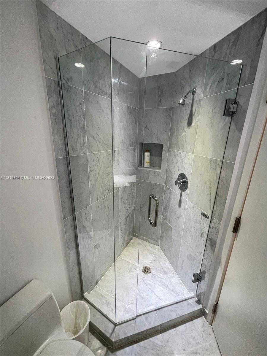 Small Image of 9401 COLLINS AVE #401, Surfside Number 17