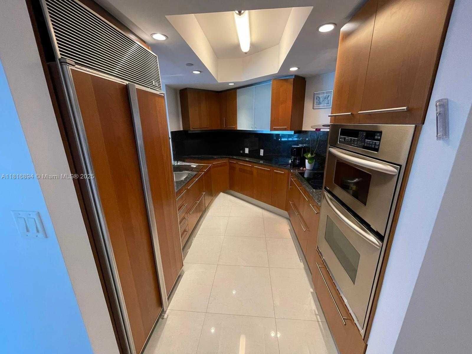 Small Image of 9401 COLLINS AVE #401, Surfside Number 7