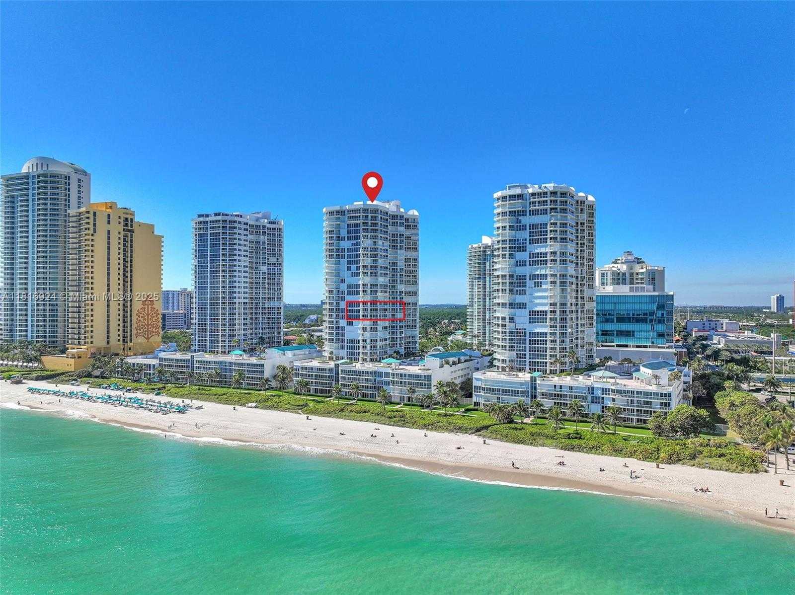Small Image of 16445 COLLINS AVE (DIRECT OCEAN VIEW/CORNER UNIT) #1426, Sunny Isles Beach Number 2