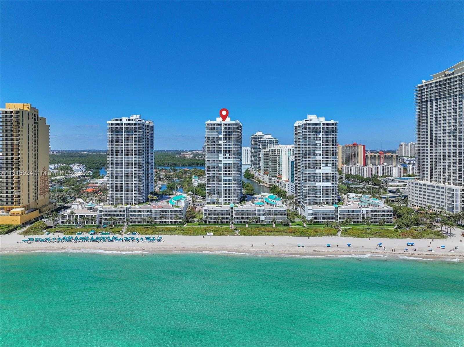 Small Image of 16445 COLLINS AVE (DIRECT OCEAN VIEW/CORNER UNIT) #1426, Sunny Isles Beach Number 27