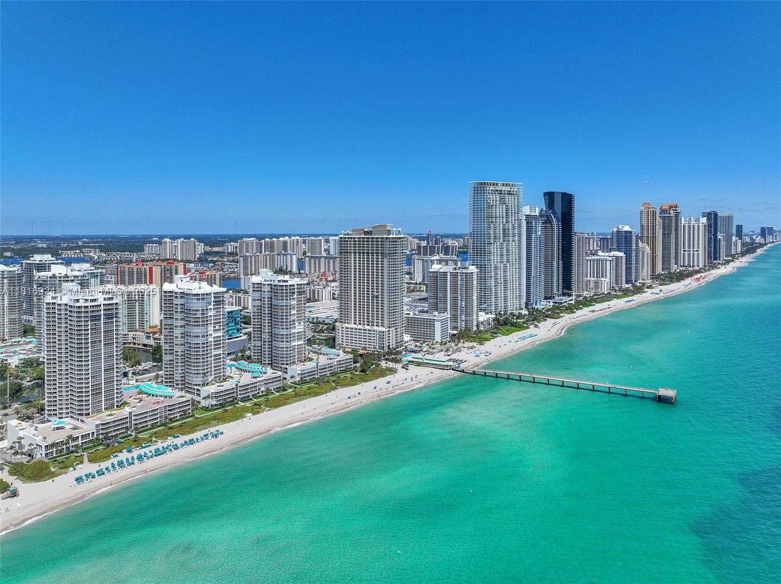 Small Image of 16445 COLLINS AVE (DIRECT OCEAN VIEW/CORNER UNIT) #1426, Sunny Isles Beach Number 28