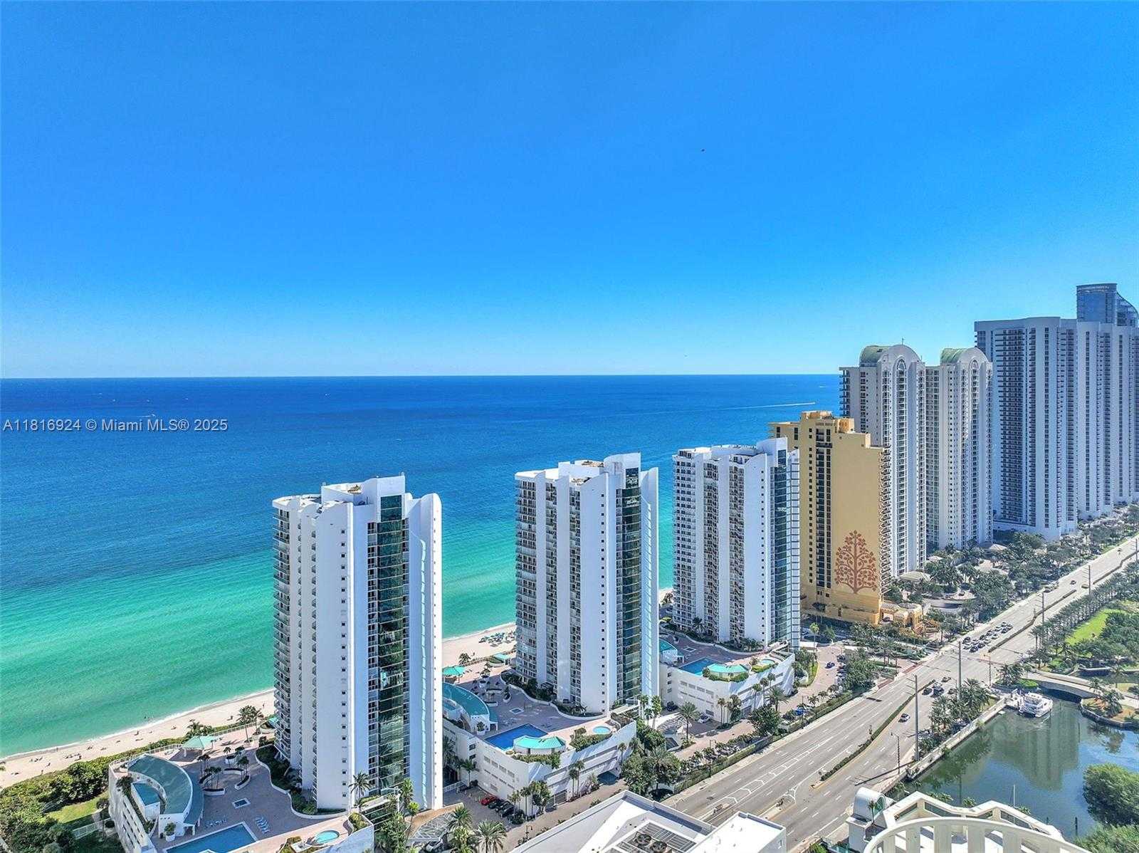 Small Image of 16445 COLLINS AVE (DIRECT OCEAN VIEW/CORNER UNIT) #1426, Sunny Isles Beach Number 30
