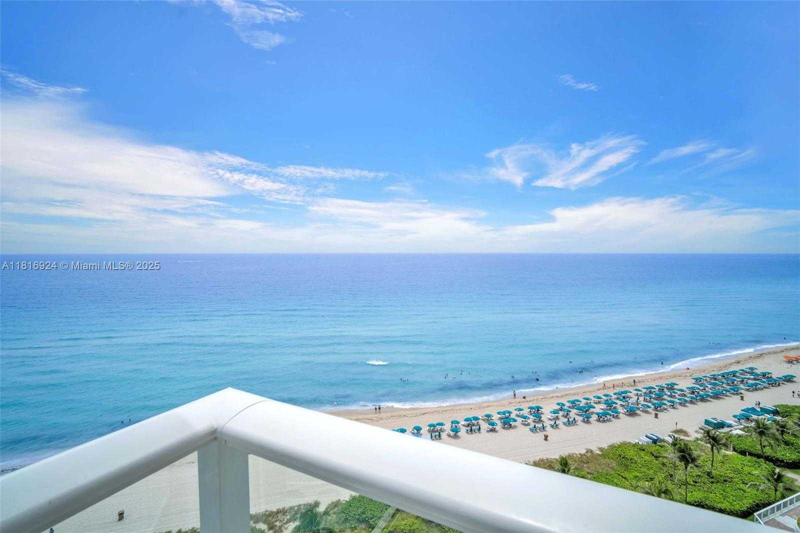 Small Image of 16445 COLLINS AVE (DIRECT OCEAN VIEW/CORNER UNIT) #1426, Sunny Isles Beach Number 4