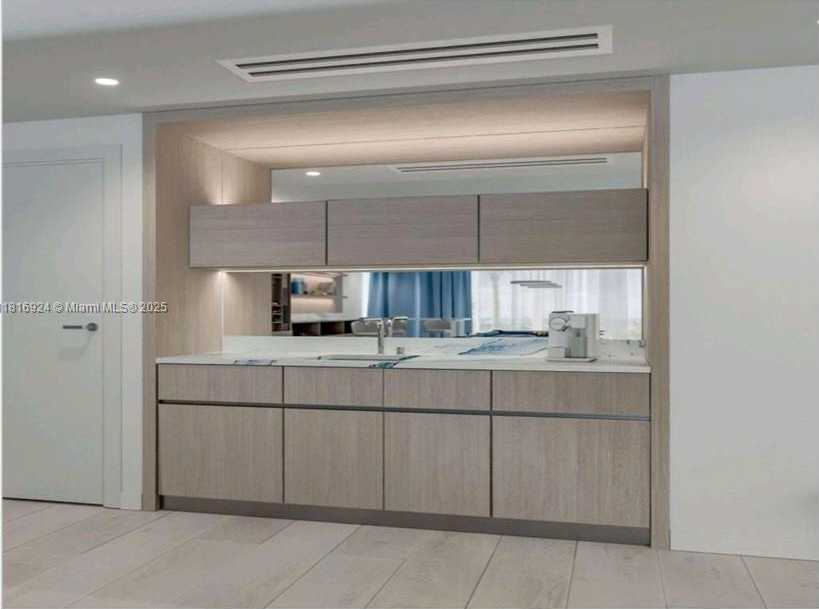 Small Image of 16445 COLLINS AVE (DIRECT OCEAN VIEW/CORNER UNIT) #1426, Sunny Isles Beach Number 71