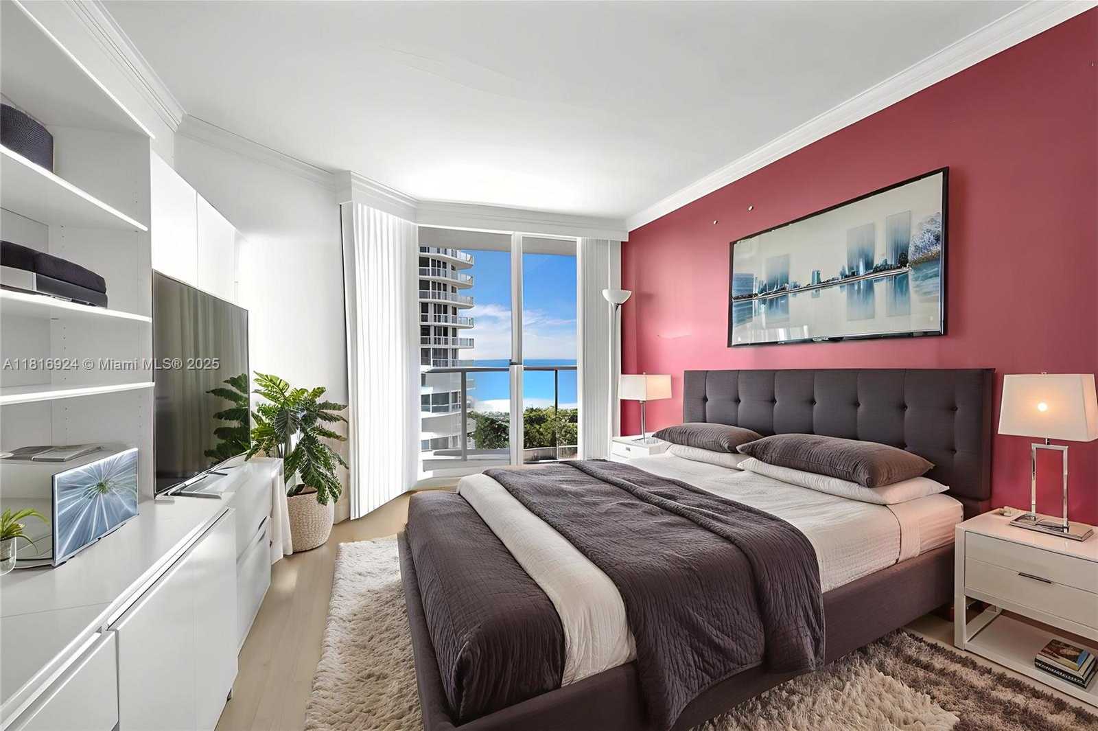 Small Image of 16445 COLLINS AVE (DIRECT OCEAN VIEW/CORNER UNIT) #1426, Sunny Isles Beach Number 9