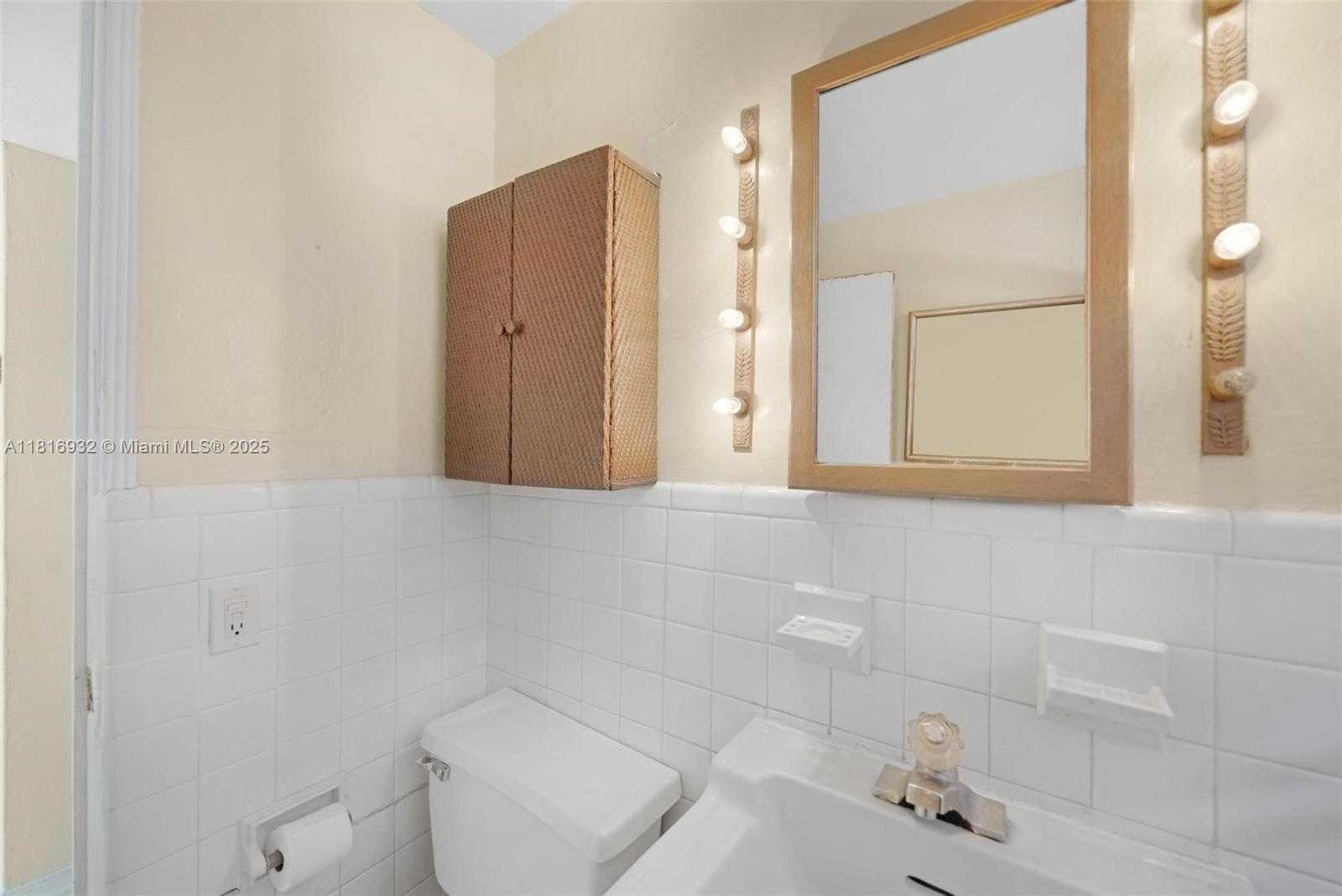 Small Image of 9920 COLLINS AVE #2, Bal Harbour Number 10