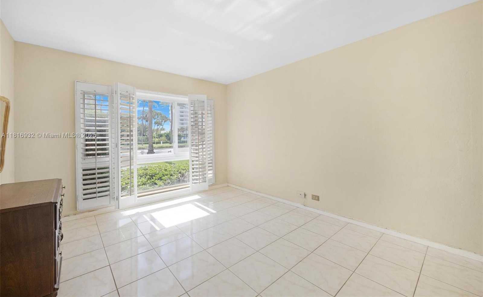 Small Image of 9920 COLLINS AVE #2, Bal Harbour Number 12