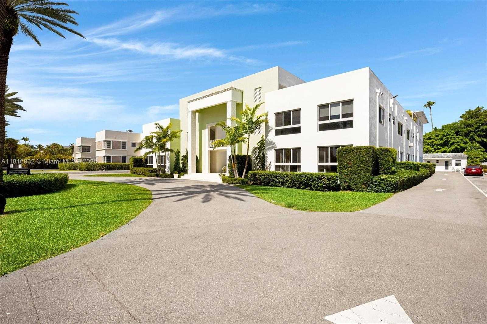 Small Image of 9920 COLLINS AVE #2, Bal Harbour Number 3