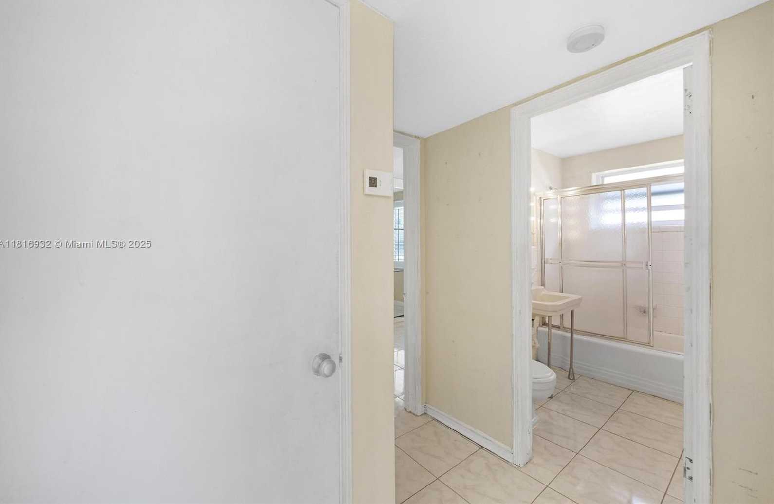 Small Image of 9920 COLLINS AVE #2, Bal Harbour Number 8