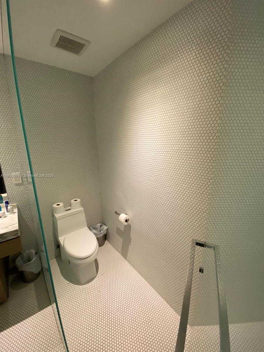 Small Image of 801 SOUTH MIAMI AVE #509, Miami Number 19