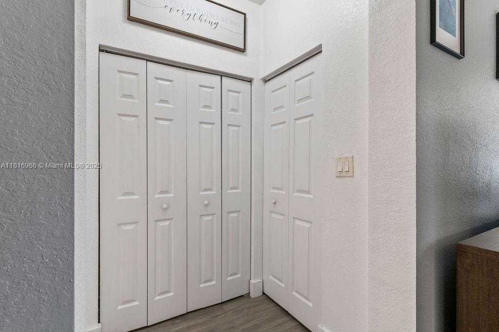 Small Image of 3058 NORTH WEST 103RD PATH, Doral Number 12