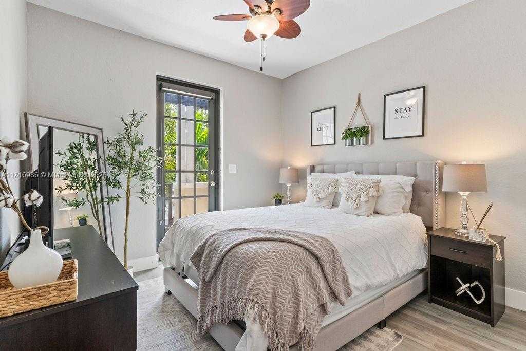 Small Image of 3058 NORTH WEST 103RD PATH, Doral Number 14