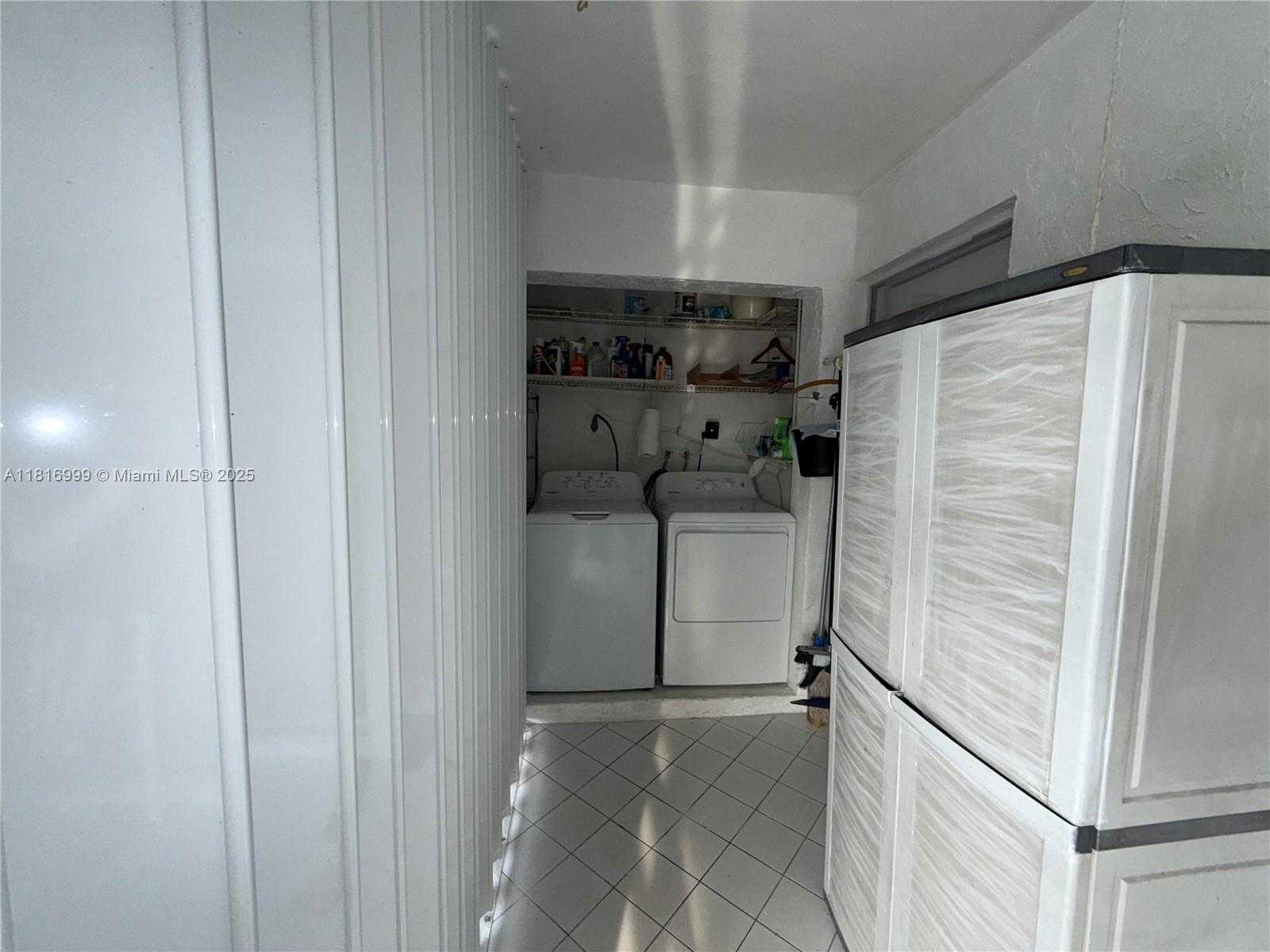 Small Image of 3581 INVERRARY DR #410, Lauderhill Number 11