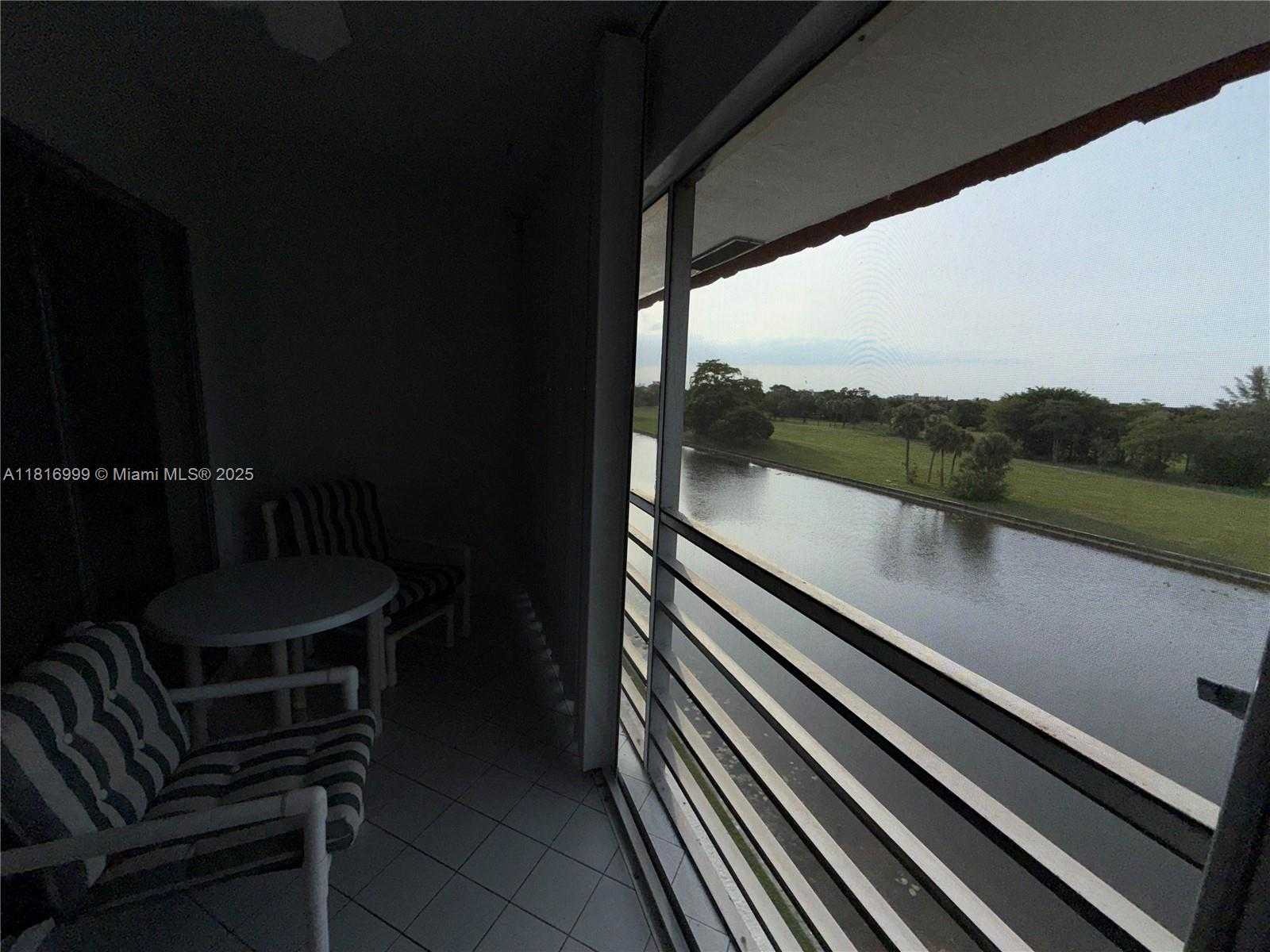 Small Image of 3581 INVERRARY DR #410, Lauderhill Number 12