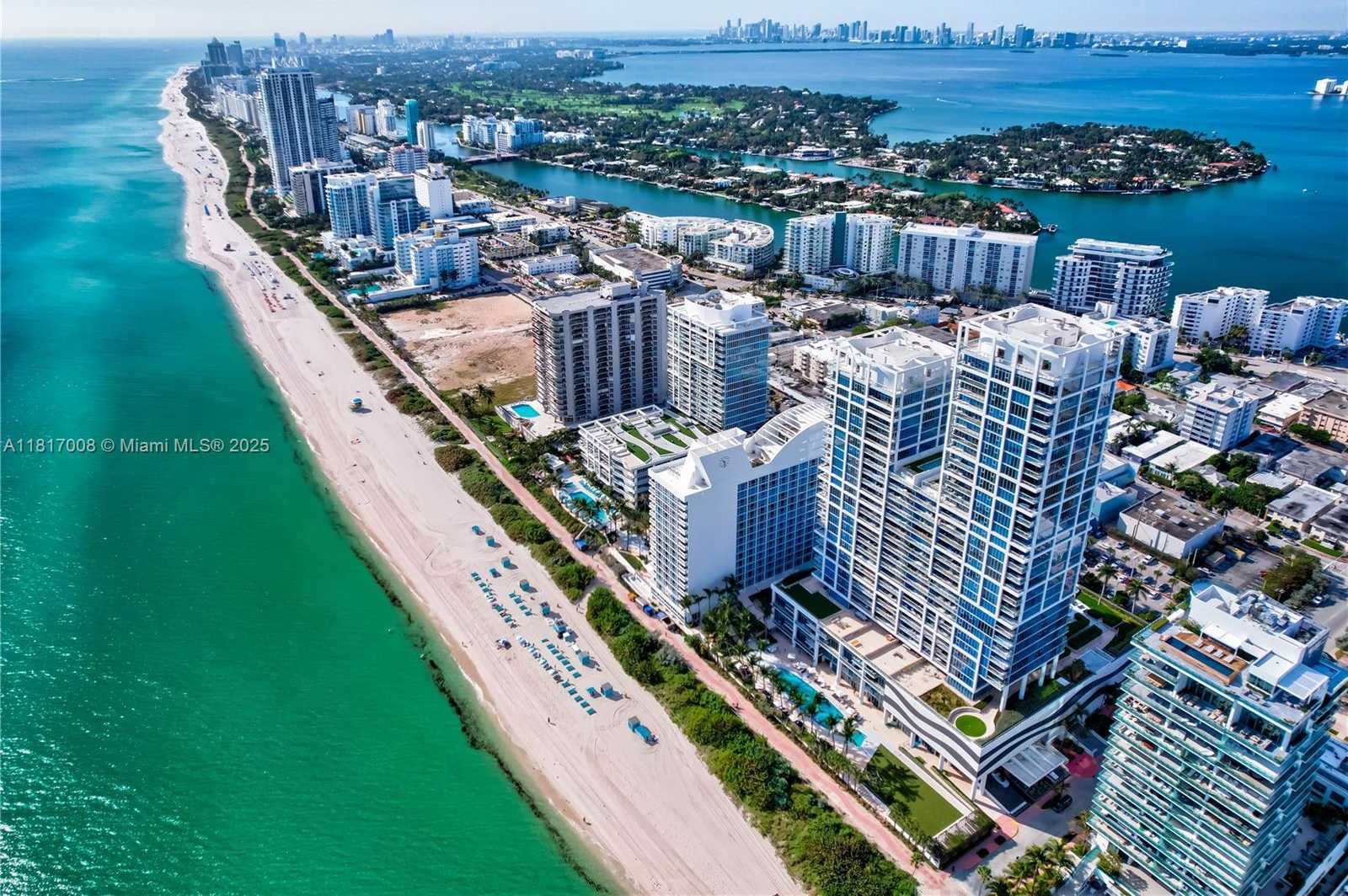 Small Image of 6799 COLLINS AVE #405, Miami Beach Number 25
