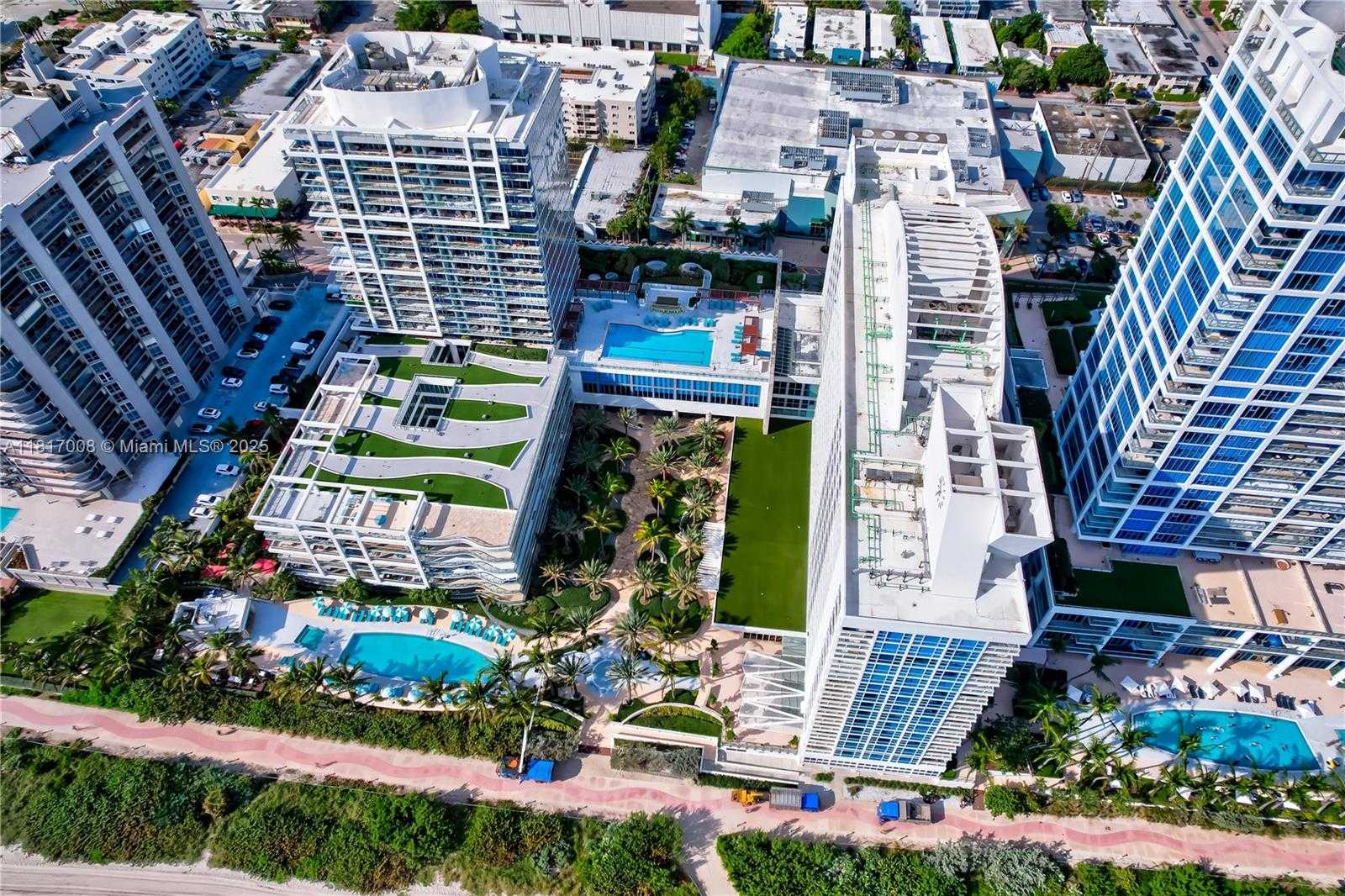 Small Image of 6799 COLLINS AVE #405, Miami Beach Number 26