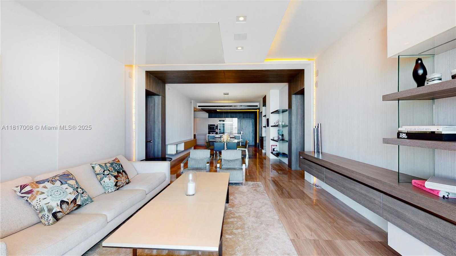 Small Image of 6799 COLLINS AVE #405, Miami Beach Number 6