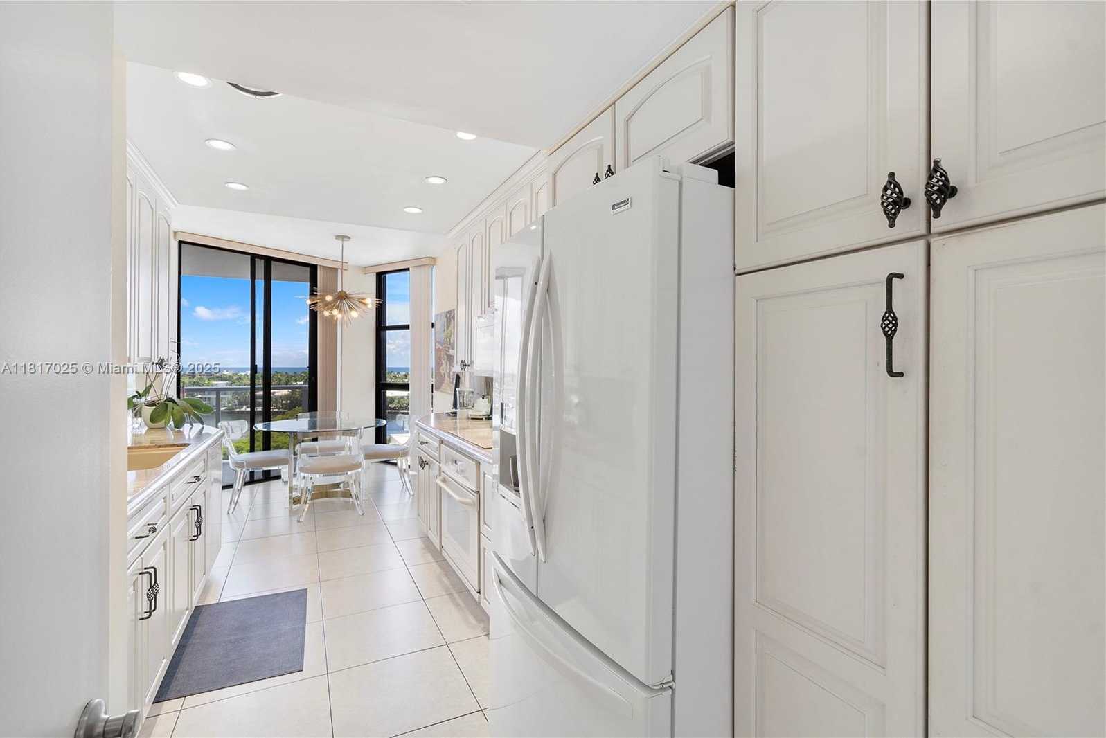 Small Image of 20281 EAST COUNTRY CLUB DR #604, Aventura Number 16