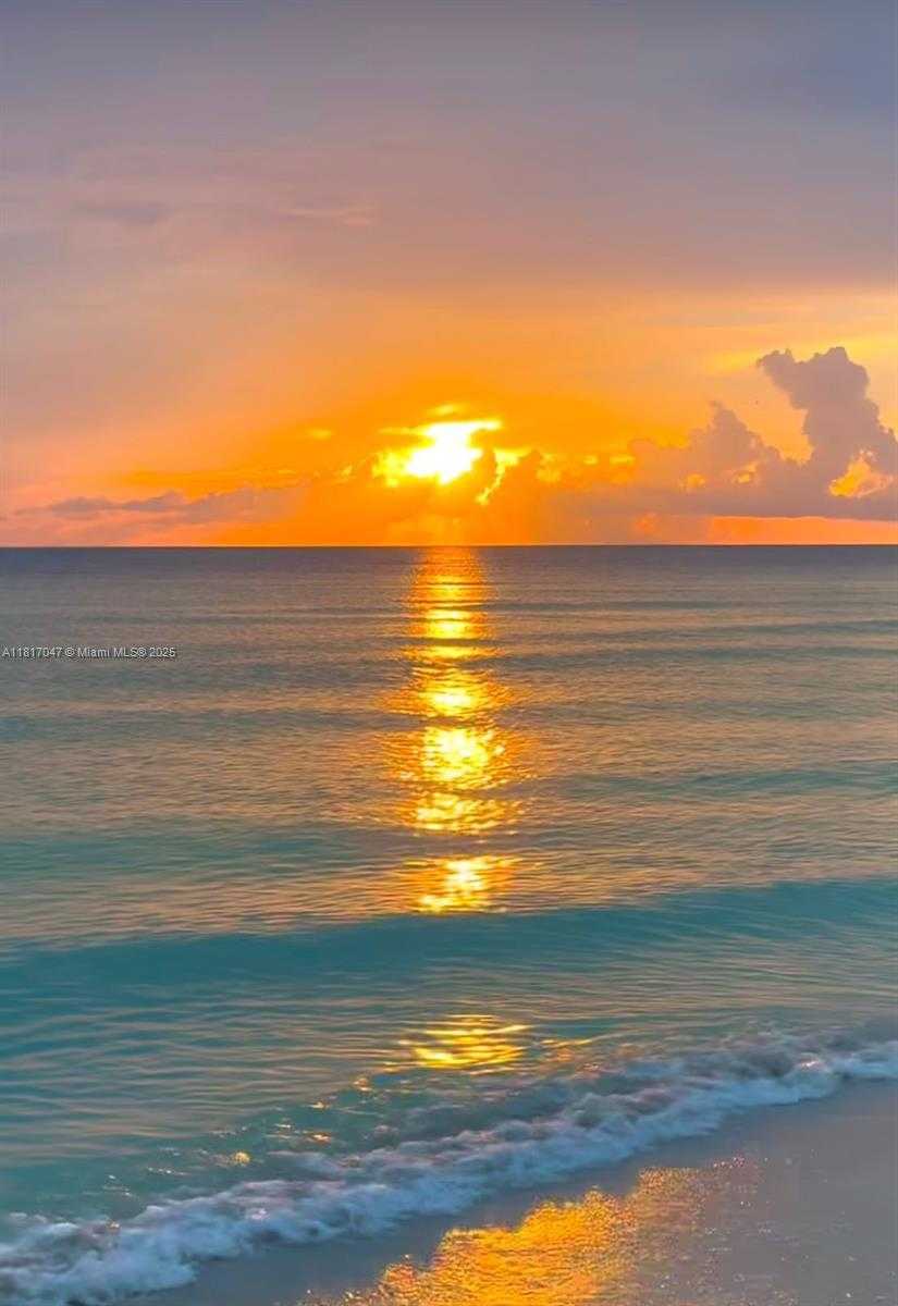 Small Image of 6422 COLLINS AVE #501, Miami Beach Number 29