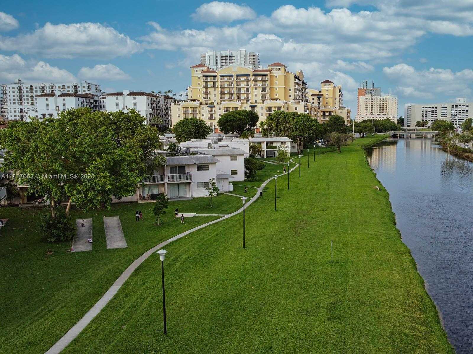 Small Image of 7530 SOUTH WEST 82ND ST #G203, Miami Number 23