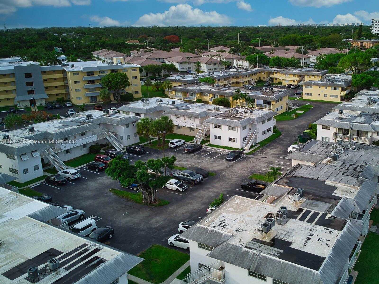 Small Image of 7530 SOUTH WEST 82ND ST #G203, Miami Number 24