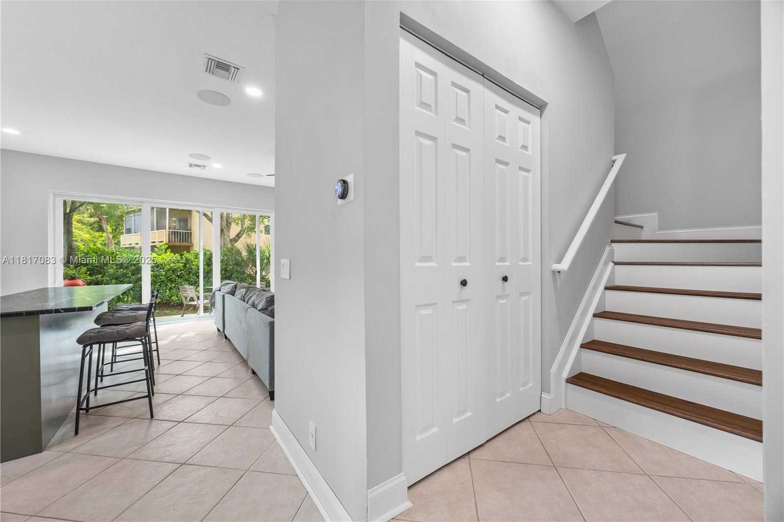 Small Image of 8328 LAGOS DE CAMPO BLVD, Tamarac Number 16