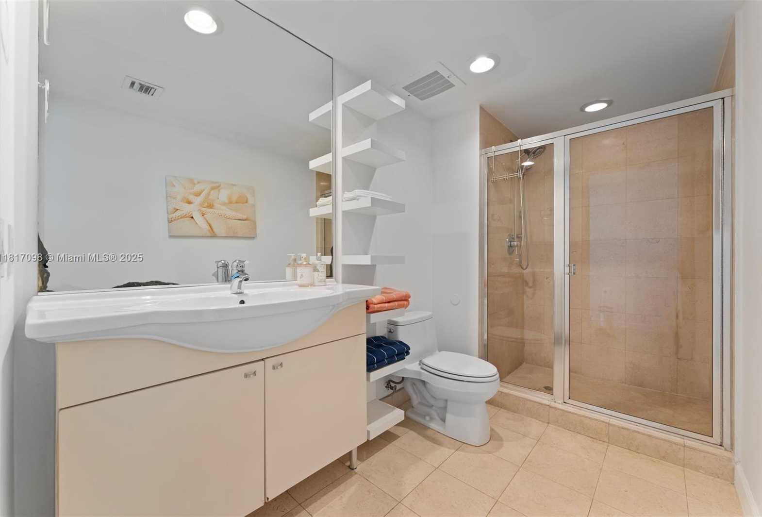 Small Image of 1830 SOUTH OCEAN DR #1612, Hallandale Beach Number 14