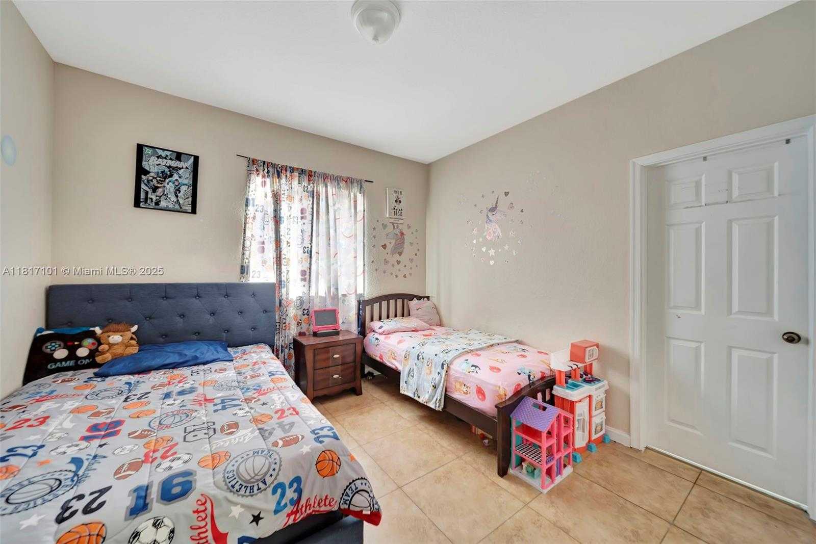 Small Image of 530 SAINT MICHELLE WAY, Margate Number 23