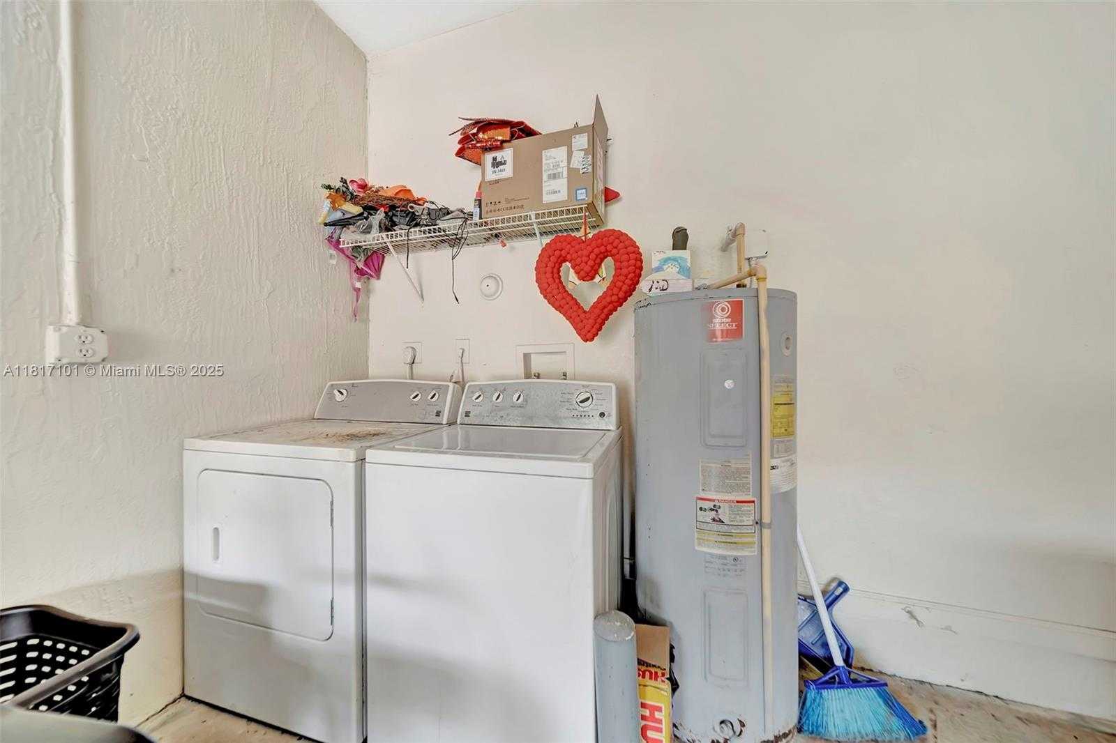Small Image of 530 SAINT MICHELLE WAY, Margate Number 26