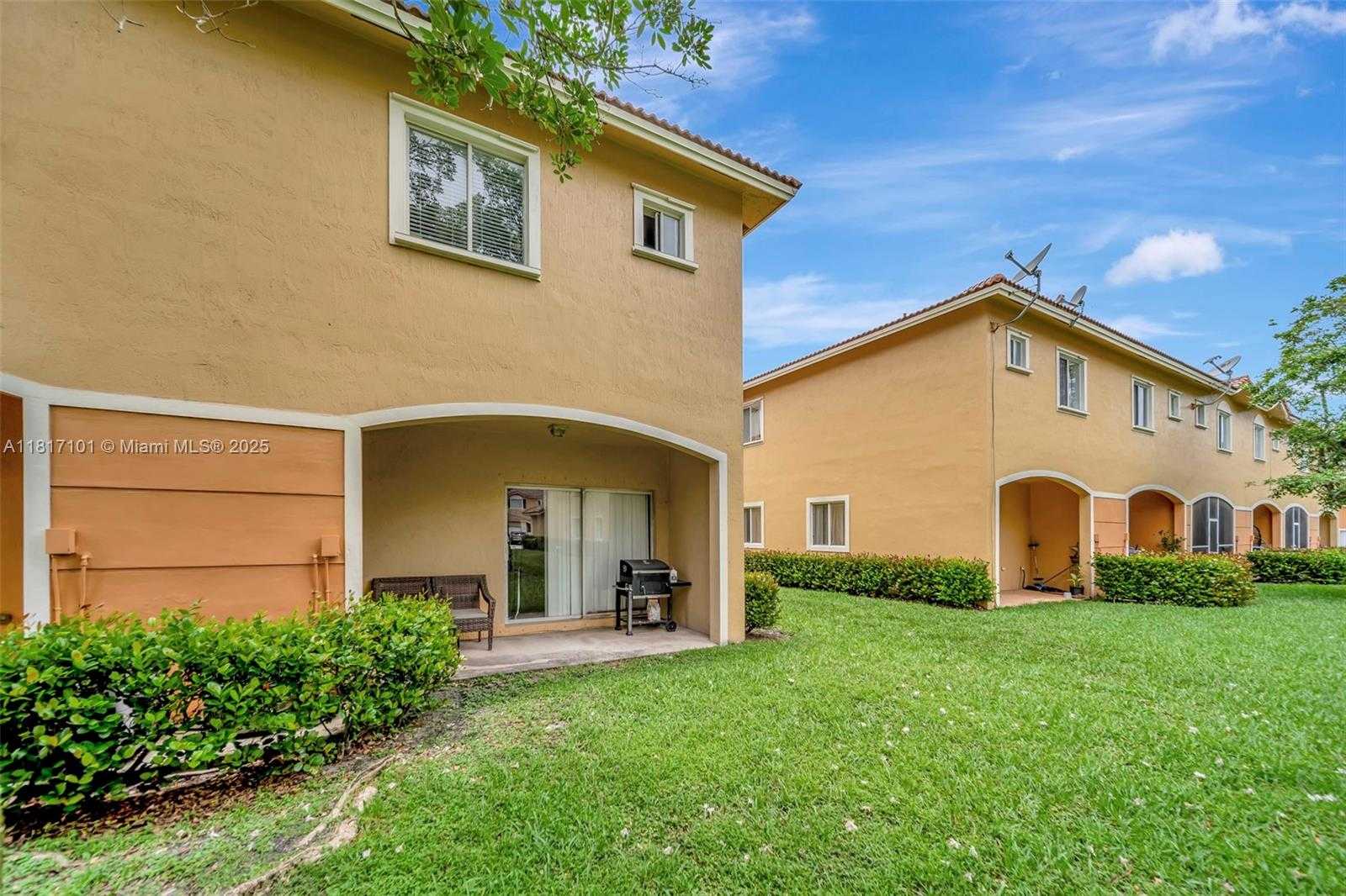 Small Image of 530 SAINT MICHELLE WAY, Margate Number 29