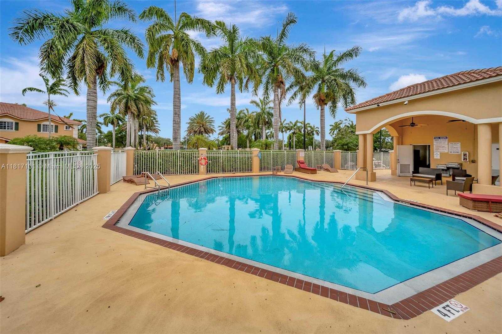 Small Image of 530 SAINT MICHELLE WAY, Margate Number 31
