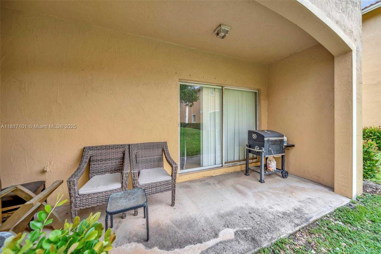 Small Image of 530 SAINT MICHELLE WAY, Margate Number 32