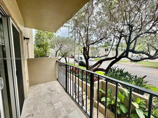 Small Image of 110 SALAMANCA AVE #207, Coral Gables Number 29