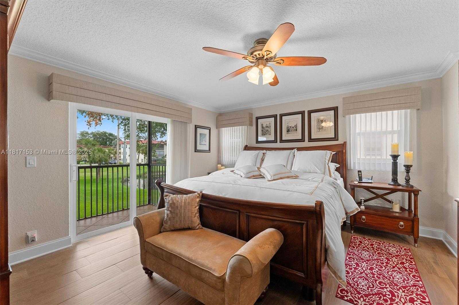 Small Image of 150 SOUTH HOLLYBROOK TER #201, Pembroke Pines Number 13