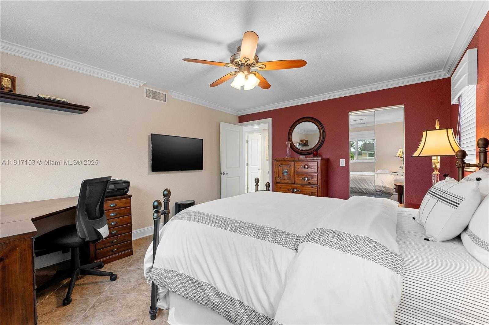 Small Image of 150 SOUTH HOLLYBROOK TER #201, Pembroke Pines Number 19